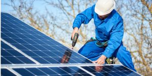 Installation Maintenance Panneaux Solaires Photovoltaïques à Gourbera